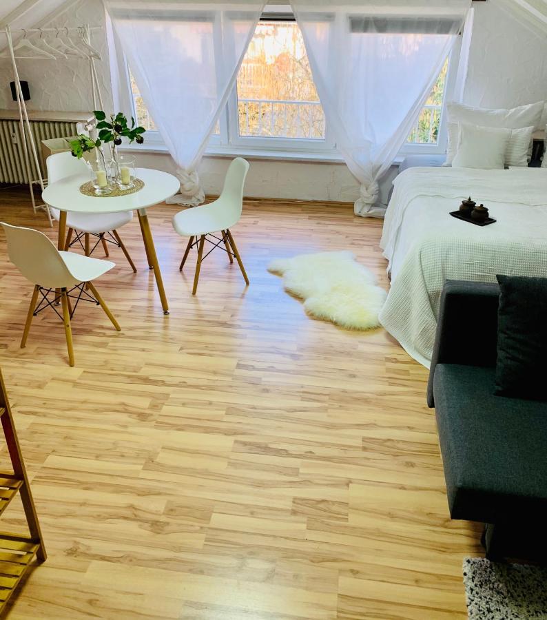 הומבורג Studio Apartment In Direkter Naehe Zur Uniklinik Homburg מראה חיצוני תמונה