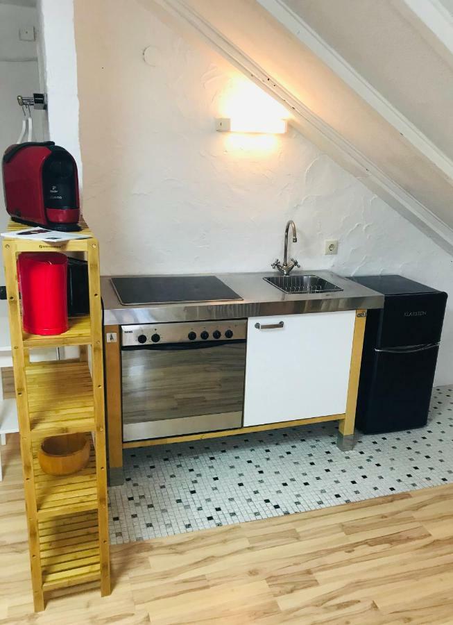 הומבורג Studio Apartment In Direkter Naehe Zur Uniklinik Homburg מראה חיצוני תמונה