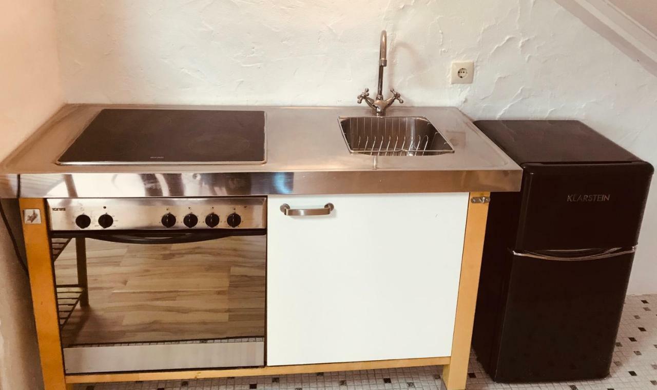 הומבורג Studio Apartment In Direkter Naehe Zur Uniklinik Homburg מראה חיצוני תמונה